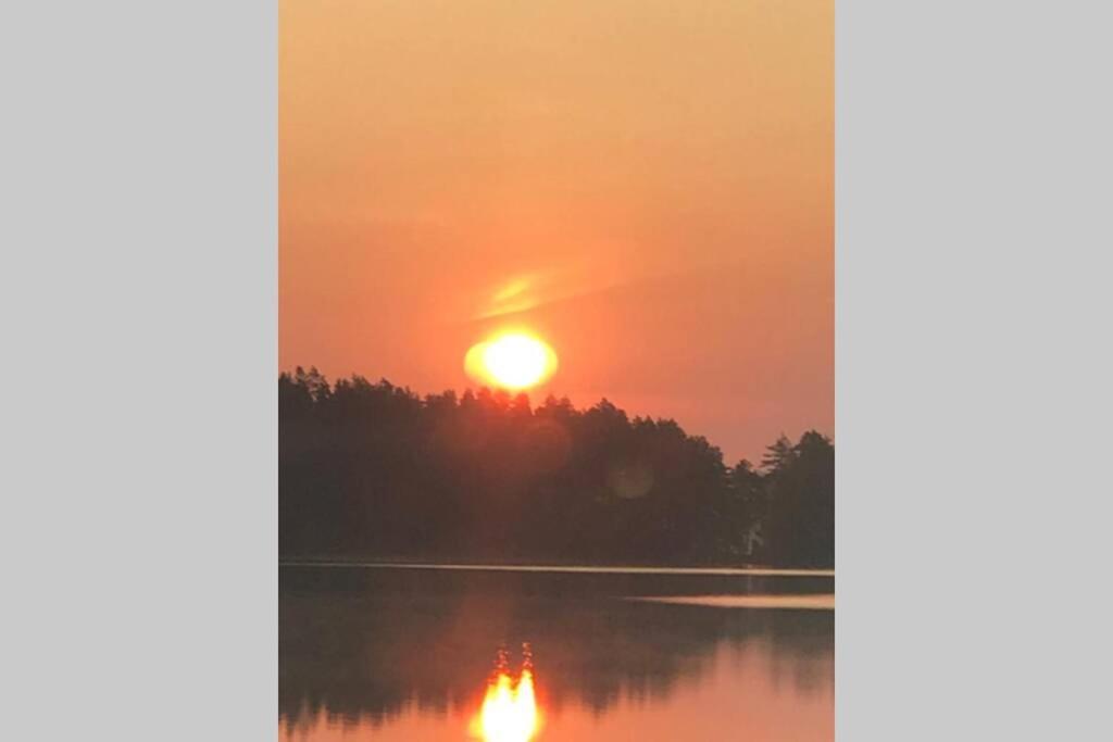 Vacker Hus I Naturen Fröseke Buitenkant foto
